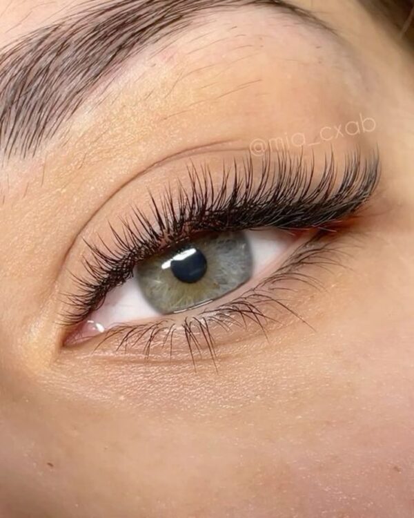 Eyelashes Extension